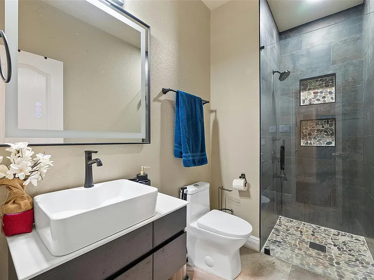 10900 Sky Rock Dr — Photo 11
