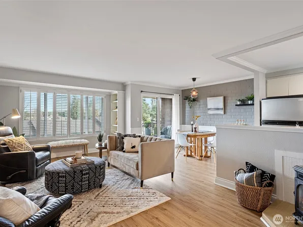 10643 Glen Acres Drive S #10643, Seattle, WA 98168
