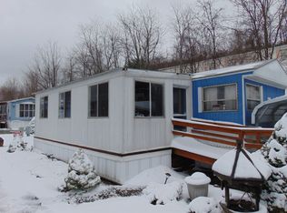 597 Valley View Dr, Donegal, PA 15628