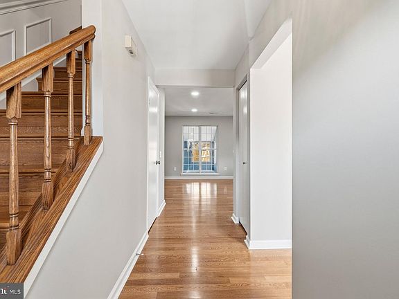 3rd image of 7654 Stana Ct