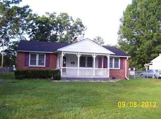 1305 Davis St, Jacksonville, NC 28540