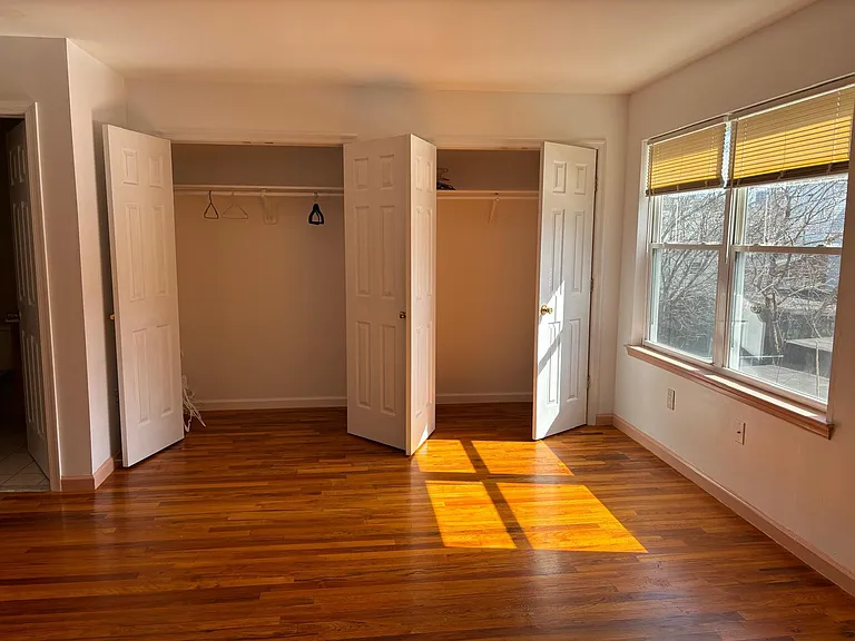 35 Logan Ave #1 — Photo 1