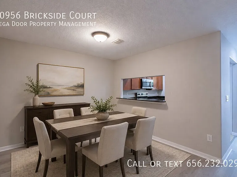 10956 Brickside Ct — Photo 11