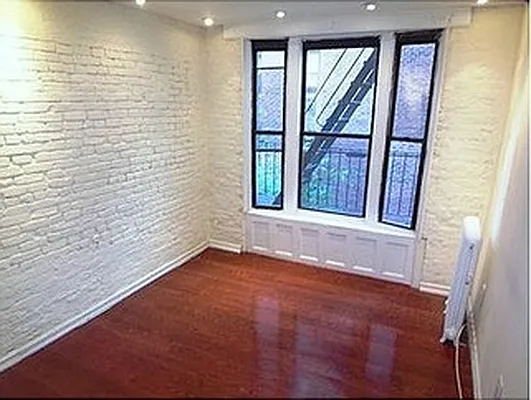 Rented by Bien Realty Ltd | media 37