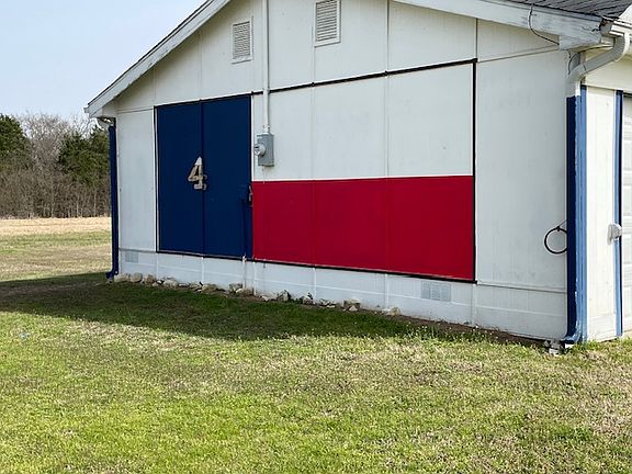 4th image of 4059 County Road 3221 Trailer 4
