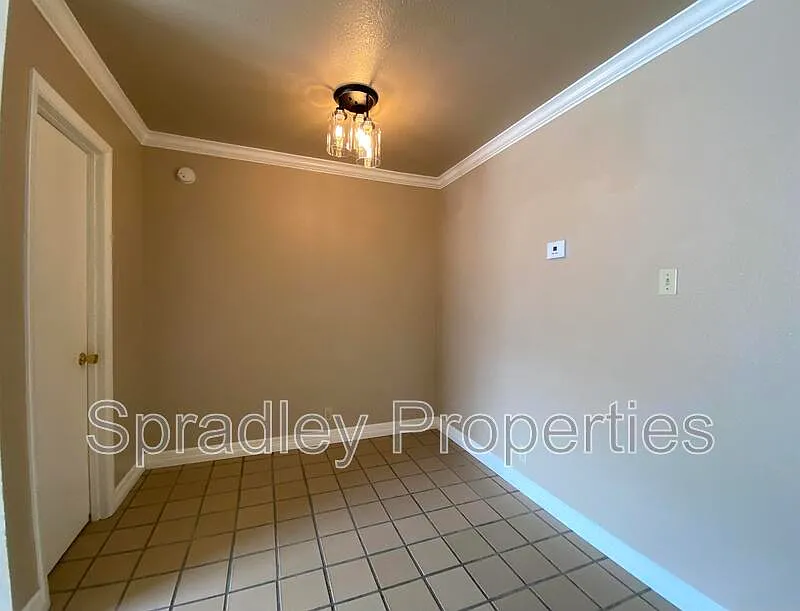 2 bed, 1.5 bath, 1000 sqft, $1,195 — Photo 4