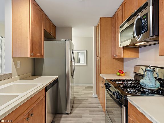 4th image of 1912 Prairie Sq APT 227A