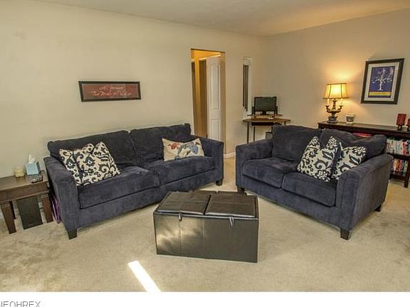 3rd image of 1715 Grantwood Dr