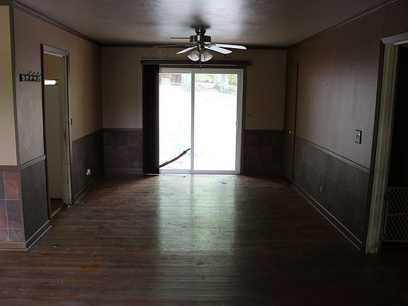 4th image of 3504 Pinellas Ln