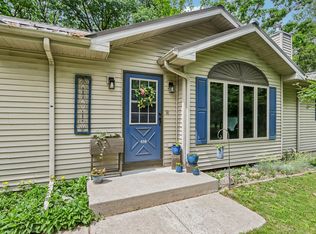 438 Fur Ct, Wisconsin Dells, WI 53965