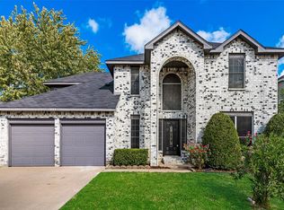 1605 Barclay Dr, Arlington, TX 76018