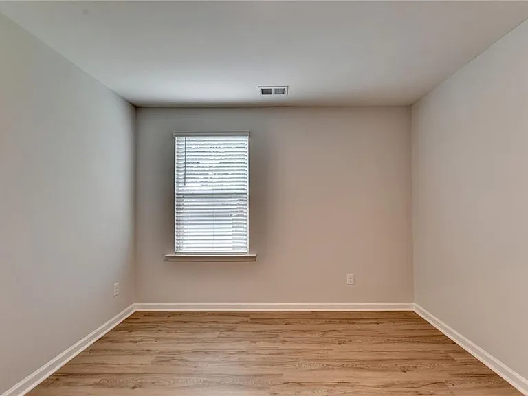 175 Grey Falcon Ave — Photo 45