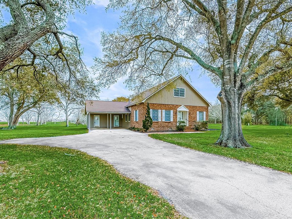 1st image of 1826 County Road 469