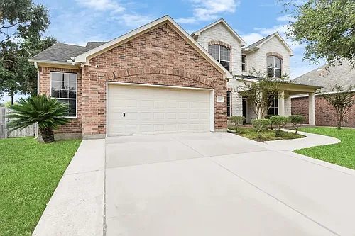 2504 Harbor Chase Dr Photo 1