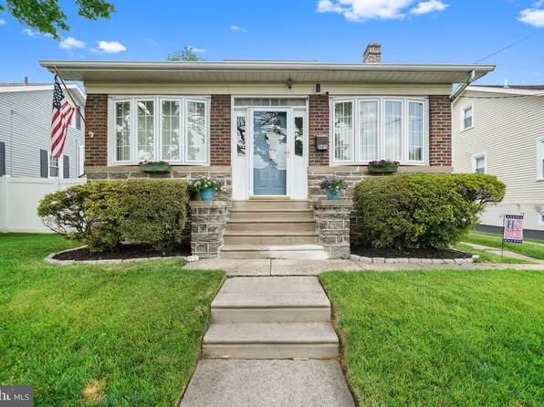805 Chandler St, Philadelphia, PA 19111