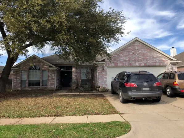 707 Turnstone Dr, Arlington, TX 76018