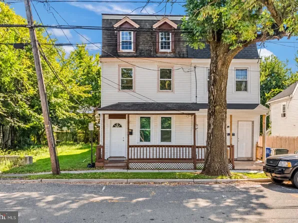 518 Columbus Rd, Burlington, NJ 08016