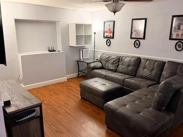 8381 NW 28th Place, Sunrise, FL 33322