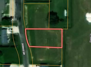 Donas Dr, Rushville, IL 62681