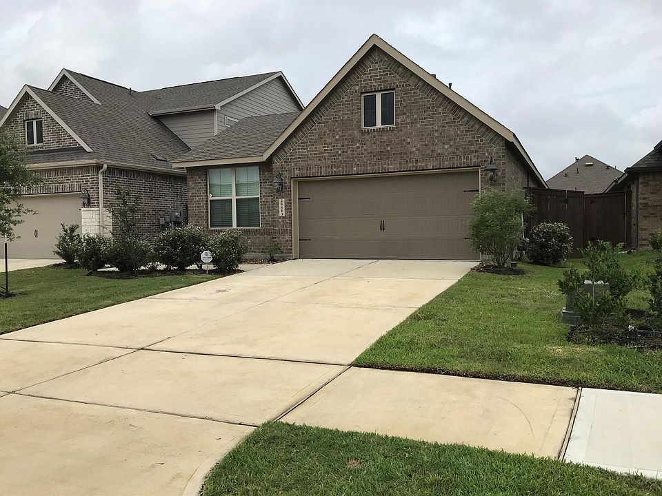 1st image of 28813 Bobcat Run Dr