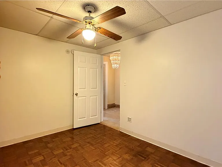 38 S Carlisle St — Photo 16