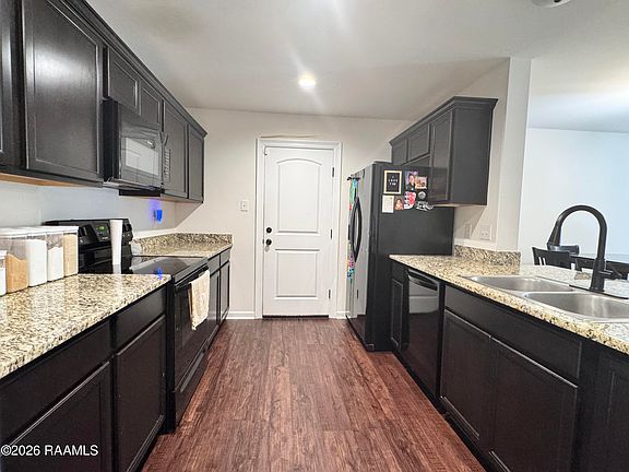 5th image of 107 Bingham Dr