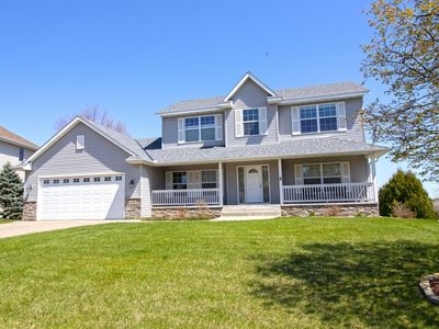 400 Bluffs Pkwy, Buffalo, MN, 55313
