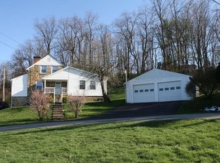 217 Penncraft Rd, East Millsboro, PA 15433