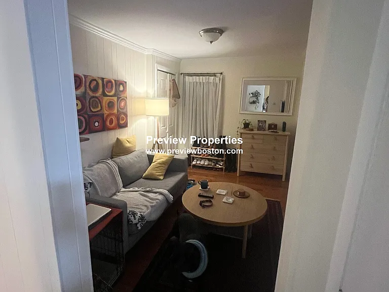 Cedar St — Photo 9