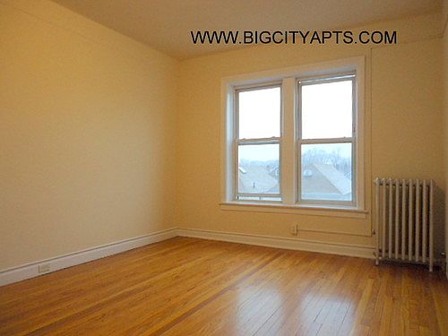 2nd image of 15129 34th Ave