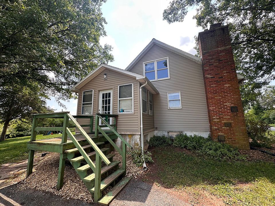 1st image of 1565-1571 Elm Rd #1569