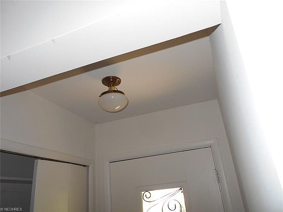 4th image of 502 Karl Dr