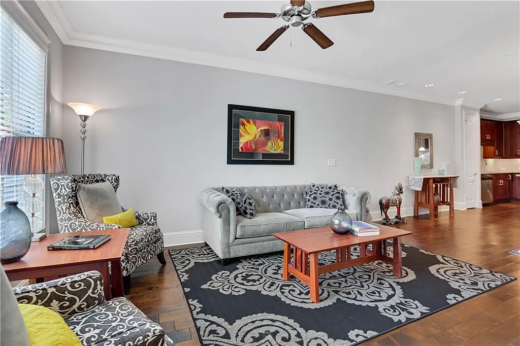 2300 Peachford Rd — Photo 4