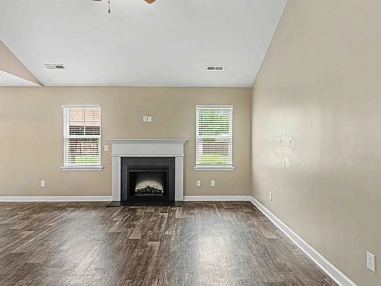 186 Peytons Ridge Dr — Photo 6