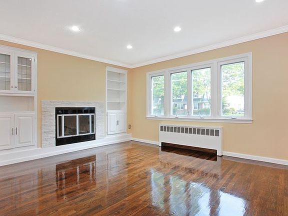 4th image of 314 Tulip Ave