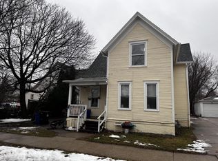 1712 La Salle St, Racine, WI 53402