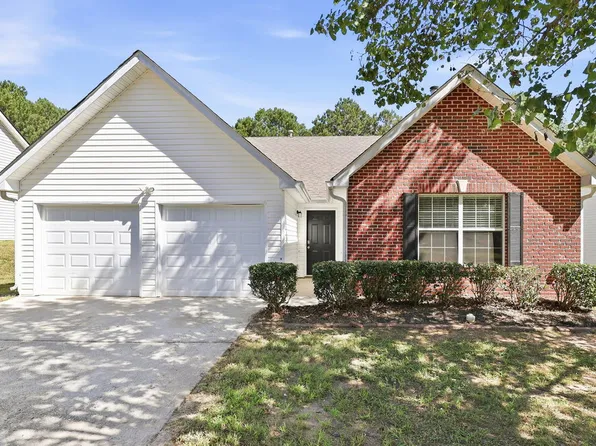 6116 Redtop Loop, Fairburn, GA 30213