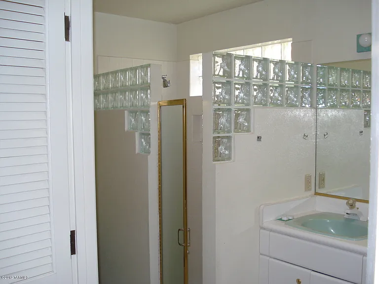 4841 N Paseo Presidio — Photo 9