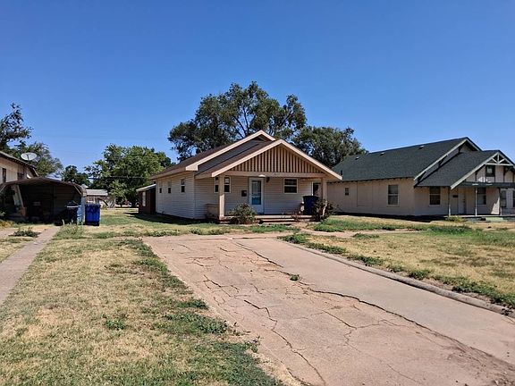 3rd image of 718 Barnes Ave