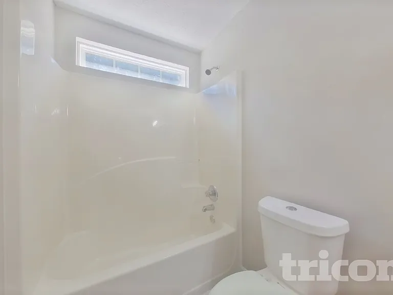 5370 Mountain Top Pl — Photo 12