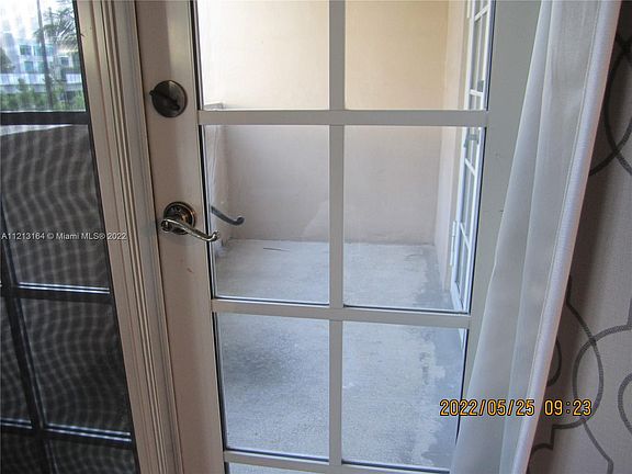 4th image of 1280 S Alhambra Cir APT 1311