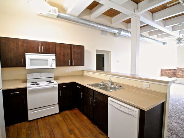 1320 5th Ave #300