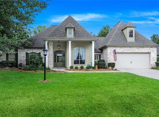 1172 Springwater Dr, Mandeville, LA 70471