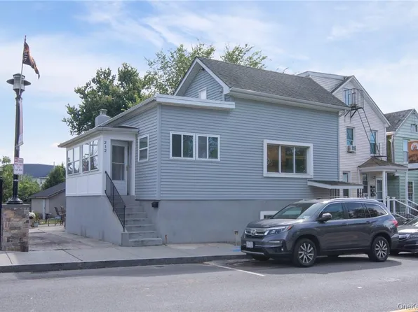 212 Beekman Avenue, Sleepy Hollow, NY 10591