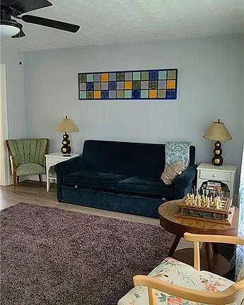 4th image of 31 N Quentin Ave