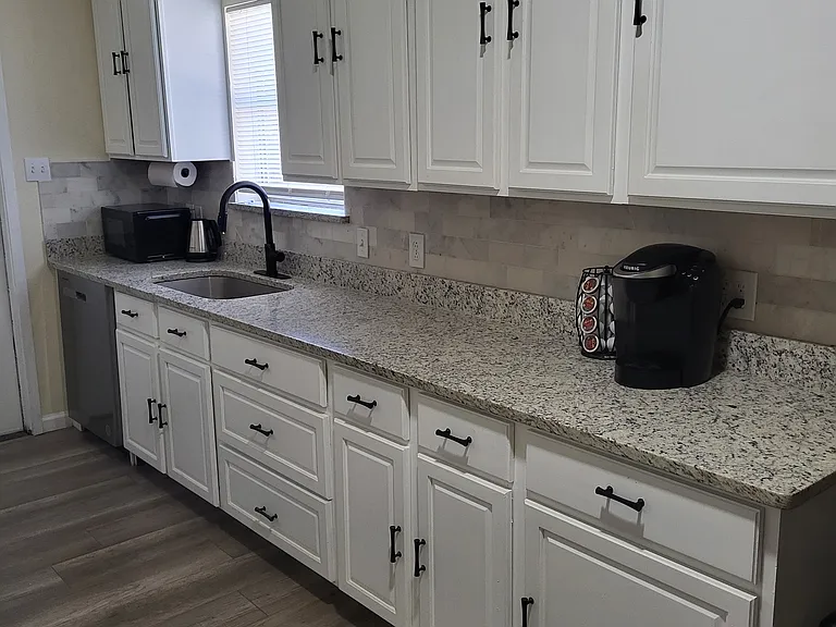 700 Shelmar Dr — Photo 5