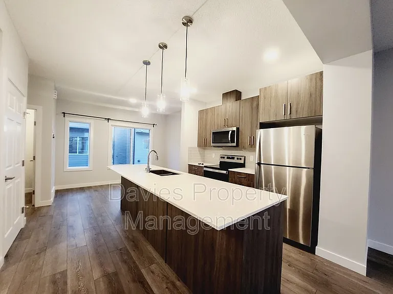 804 Welsh Dr SW #160 — Photo 2