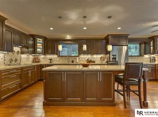 20601 Meadow Oaks Dr, Springfield, NE 68059