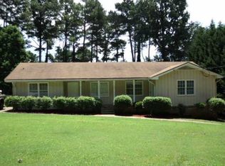 5872 Kay Dr, Norcross, GA 30093