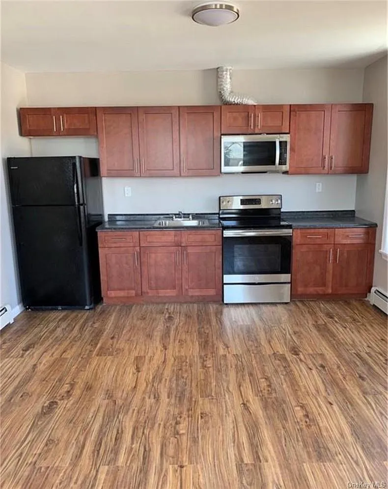 1 bed, 1.0 bath, 550 sqft, $1,500 — Photo 1